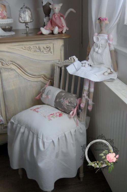 Кукла тильда в интерьере дома мастерицы из Франции Сандрин, хозяйки блогга Шебби дом. 02