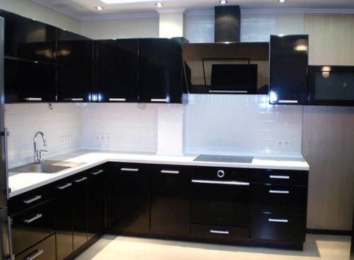 Черная кухня.  С точки зрения физики, черный цвет нельзя назвать цветом, так как он является скорее … его отсутствием. 06