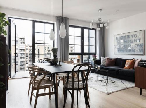 Черные окна?  Почему бы и да? 05