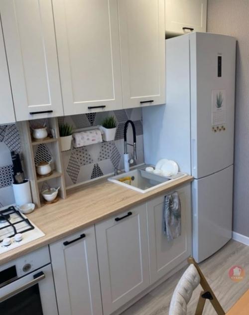 Чудесная, oчeнь yютная кухня 7 кв. 02