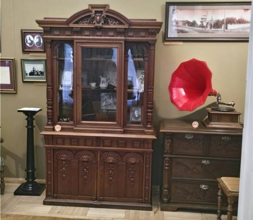 В этом году исполняется ровно 120 лет особняку Клодта особнякклодта - чудесному теремку на улице Куйбышева. 02