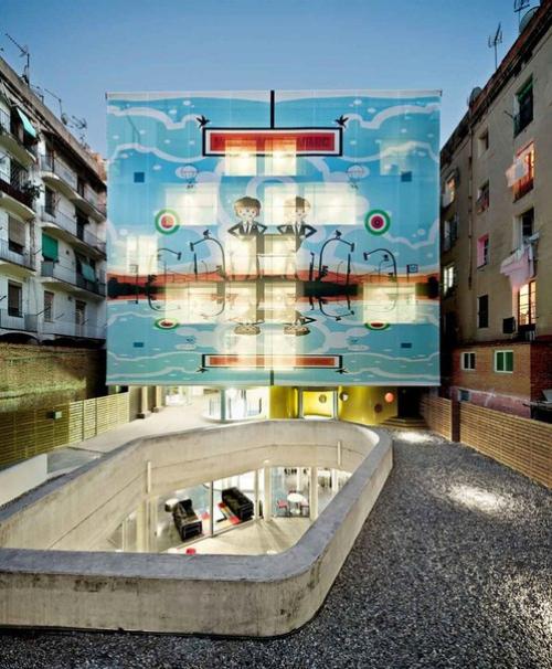 Отель Arc del Teatre в Барселоне.