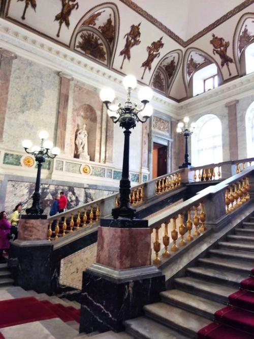 Днями собрались с подружкой в михайловский дворец на выставку карла Брюллова, но народу! 07