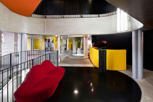 Отель Arc del Teatre в Барселоне. 02