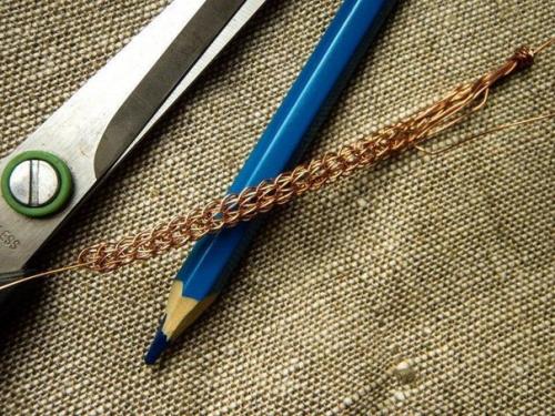 Плетение цепочки в технике викингское вязание? 08