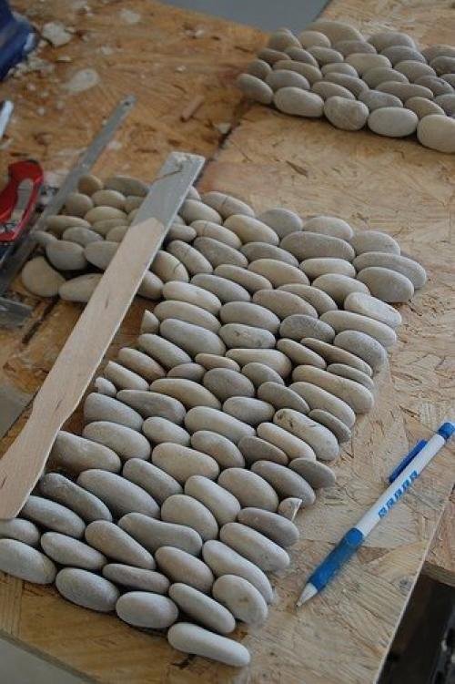 Как обшить стены морской галькой: мастер-класс! 02