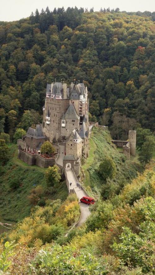 Замок эльц, Германия. 01