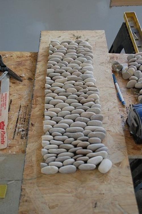 Как обшить стены морской галькой: мастер-класс! 04