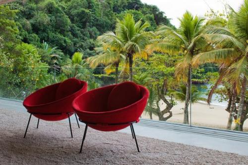 Пляжный дом на острове в регионе парати, Бразилия. 05