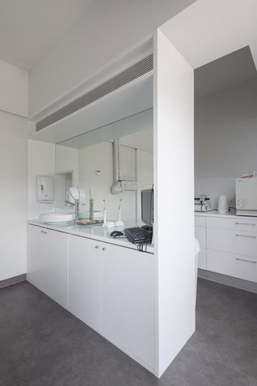 Стоматологическая клиника в городе в Португалии! 04