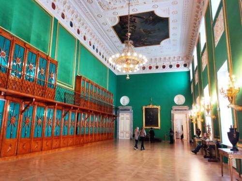 Днями собрались с подружкой в михайловский дворец на выставку карла Брюллова, но народу! 01