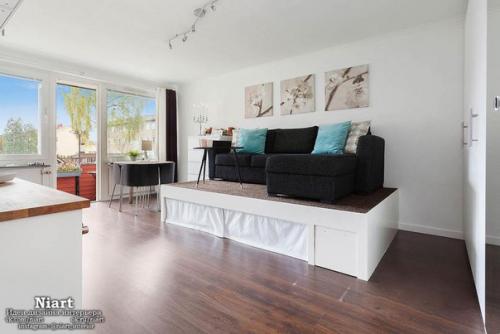 Кровать - подиум - компактное и функциональное решение для интерьера. 01