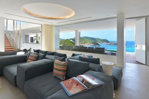 Дом с видовыми окнами на карибах //01. 03