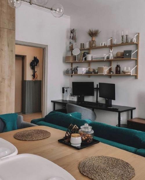 Вариант дизайна кухни - гостиной, площадь которой (19 кв. 01