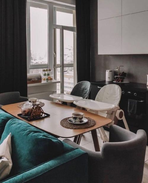 Вариант дизайна кухни - гостиной, площадь которой (19 кв. 03