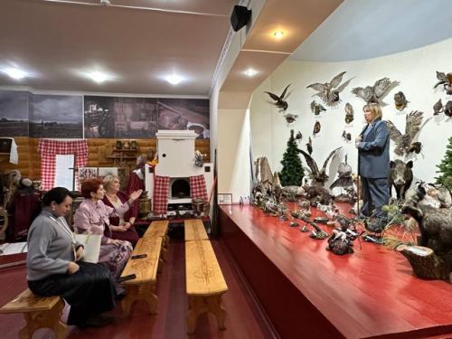 23 октября заслуженная артистка российской федерации - Оксана Михайловна сташенко посетила краеведческий музей г. Меленки. 01