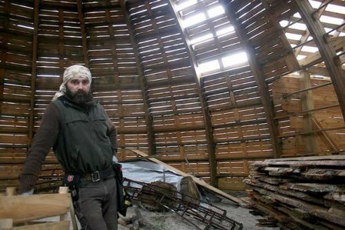 Дом не как у всех: тамбовская семья захотела поселиться под куполом. 01