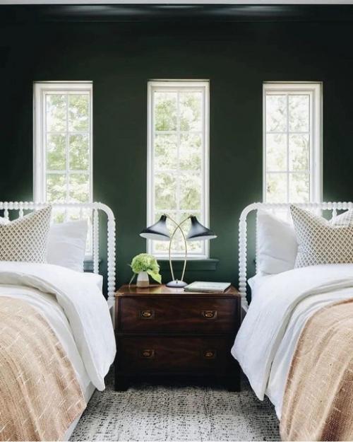 Неплохо так преобразили комнатушку. 01