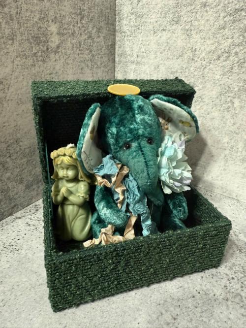 Слон - один из самых значимых символов в различных культурах мира, олицетворяющий мудрость, силу и благополучие. 05