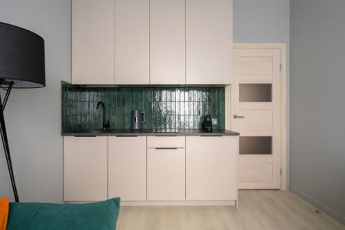 Интерьер 1-комнатной гостевой квартиры 40 кв. 03