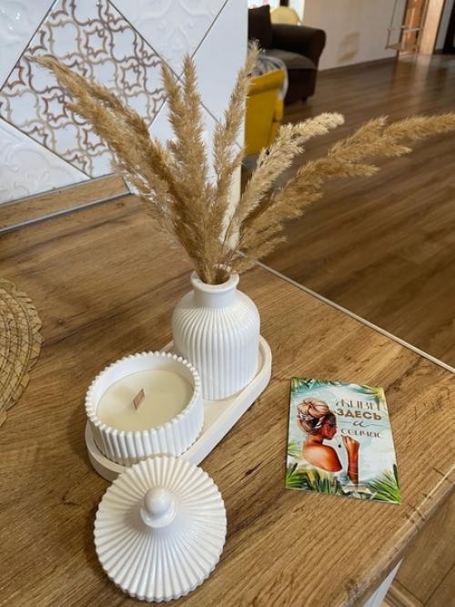 Ваза для сухоцветов и ароматическая свеча. 01