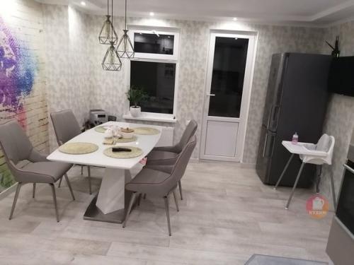 Неплохая кухня!  Видно, что у людей есть вкус и деньги. 05