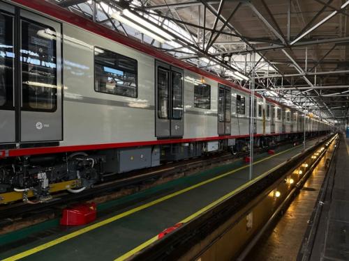 Новые вагоны для петербургской подземки будут видоизменяться в ходе поставок. 04