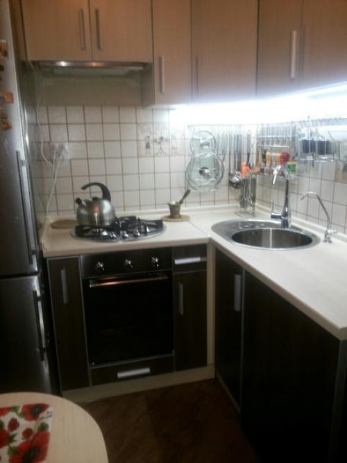 Кухню выставляю не для хвастовства и критики. 01