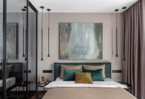 Интерьер евродвушки с интересными контрастами и подчеркнутыми элегантными нотами. 07