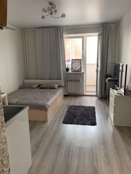 Наша кроха.  Первая собственная квартира.