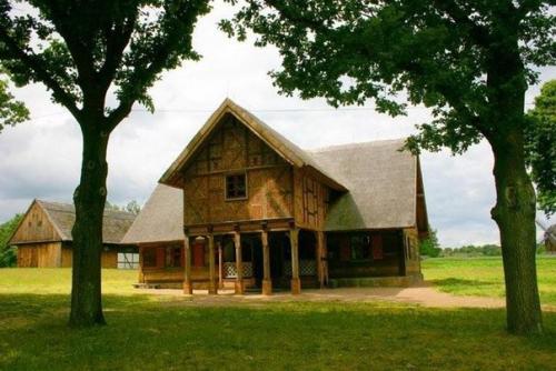 Музей народной архитектуры (польск. 01