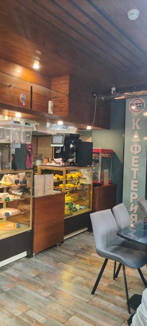 Бегу я на днях по городу, и глаз упал на новую вывеску или я редко на автовокзале бываю. 01