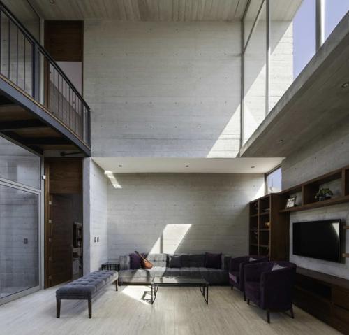 Дом из бетона, стекла и дерева. 02