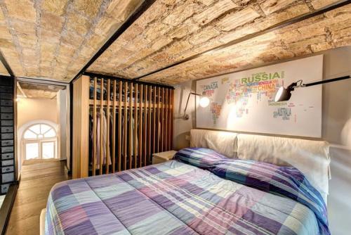 Часть 1. двухуровневая квартира в Риме. 06