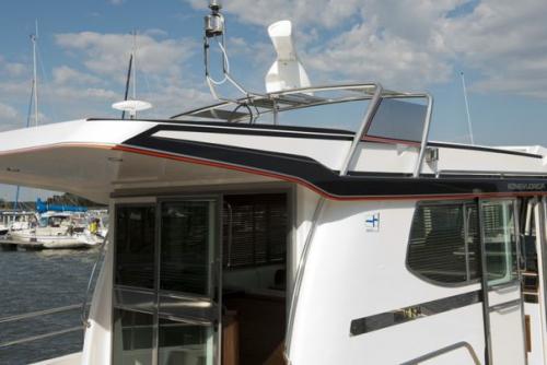 Морской патруль.  Особенной можно считать почти каждую лодку. 08