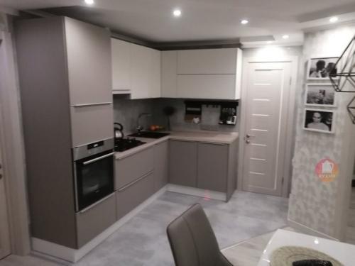 Неплохая кухня!  Видно, что у людей есть вкус и деньги. 01