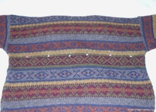 Лежанка для домашнего любимца из свитера. 02