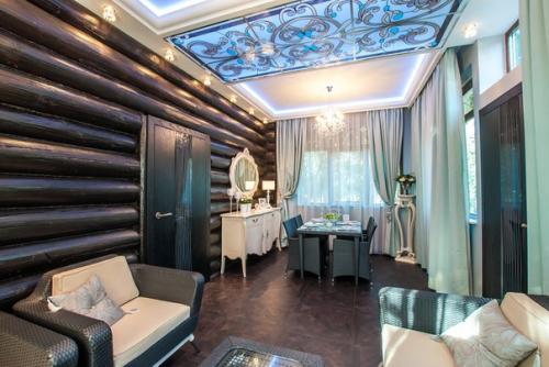 Встречайте, автор завтрашнего дизайн - проекта в Школе Ремонта на ТНТ - Александр Кононенко! 01