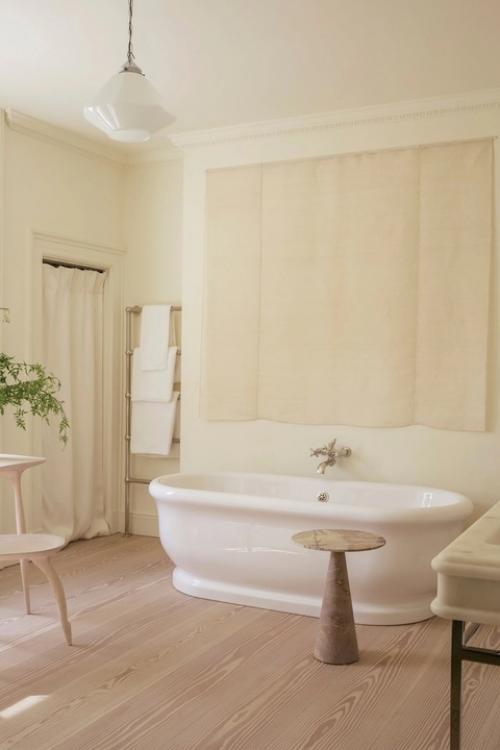 Рози хантингтон - уайтли показала интерьер своего таунхауса в Лондоне. 06