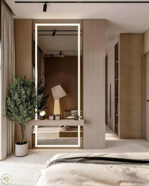 Несколько кадров интерьера квартиры в бежевых и молочных тонах, создающих уютную и изысканную атмосферу.