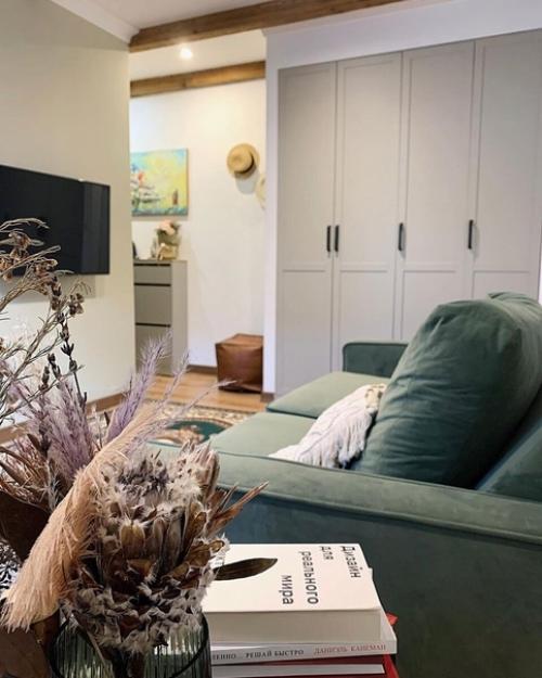 Атмосферный интерьер квартиры площадью всего 22 кв. 05