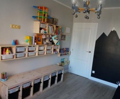 Детской уже 2 года. 01