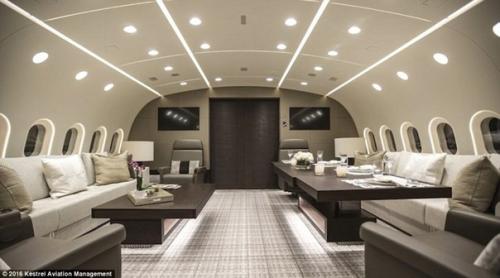Пятизвездочный отель в облаках: загляните внутрь самого роскошного частного самолета в мире. 04