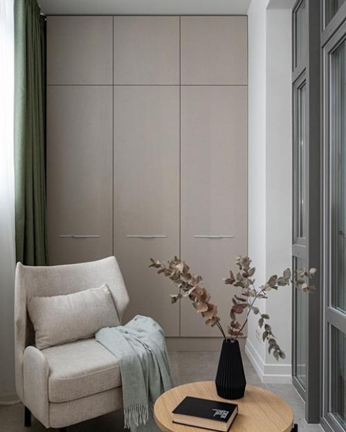 Квартирой владеет молодая пара без детей. 06