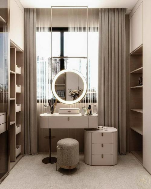 Несколько кадров интерьера квартиры в бежевых и молочных тонах, создающих уютную и изысканную атмосферу. 02