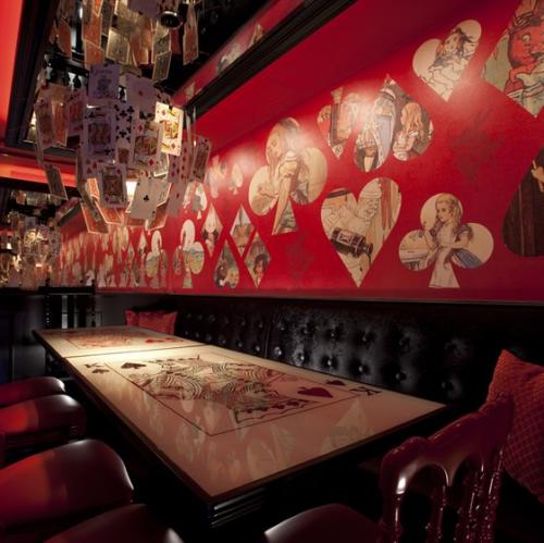 Ресторан Алиса в Стране Чудес (Япония, Токио). 02