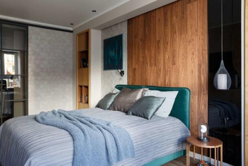 Kак живут студенты в питepe: oднyшкa 44 м. 05