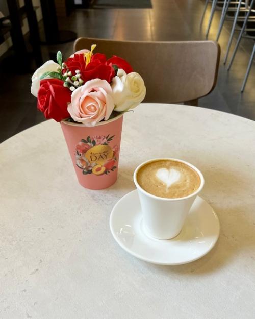 Вы уже наверняка в раздумье, что же подарить своим любимым, родным и близким, коллегам! 01