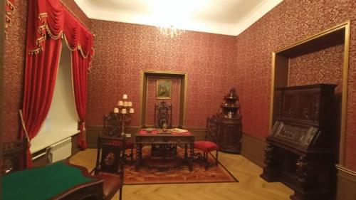 А в доме покровского прошла перформансная встреча Пушкин - Набоков. 03