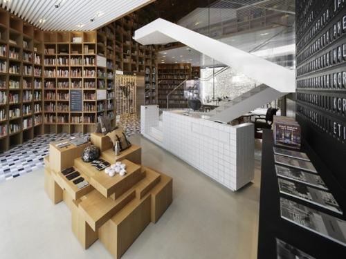 Библиотека для путешественников. 09